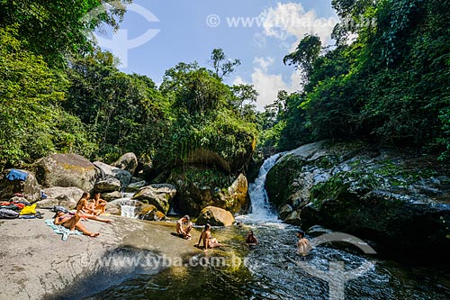  Bathers - Capela Well (Chapel Well) - near to Visitors Center von Martius - Serra dos Orgaos National Park  - Guapimirim city - Rio de Janeiro state (RJ) - Brazil