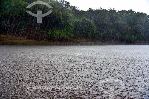  Rain in affluent of Negro River - Anavilhanas National Park  - Novo Airao city - Amazonas state (AM) - Brazil