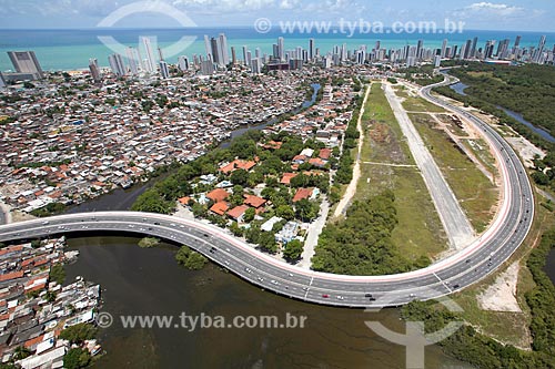  Aerial photo of the stretch of Via Mangue Avenue where are old Aero Club of Pernambuco  - Recife city - Pernambuco state (PE) - Brazil
