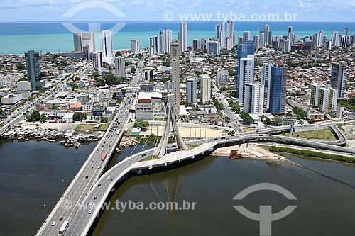  Cable-stayed bridge connecting the Via Mangue to Governador Paulo Guerra Bridge  - Recife city - Pernambuco state (PE) - Brazil