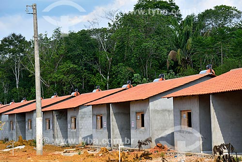  Construction site of the Minha Casa Minha Vida program housing estate on the banks of the AM-352 highway  - Manacapuru city - Amazonas state (AM) - Brazil