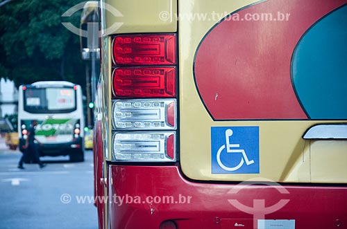  Detail of bus with accessibility - Presidente Vargas Avenue  - Rio de Janeiro city - Rio de Janeiro state (RJ) - Brazil