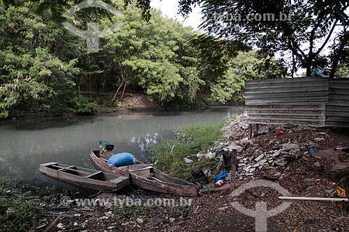  Garbage and pollution in Anil Channel - Near the Chico City community  - Rio de Janeiro city - Rio de Janeiro state (RJ) - Brazil