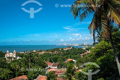  View of Olinda city with Recife city in the background  - Olinda city - Pernambuco state (PE) - Brazil