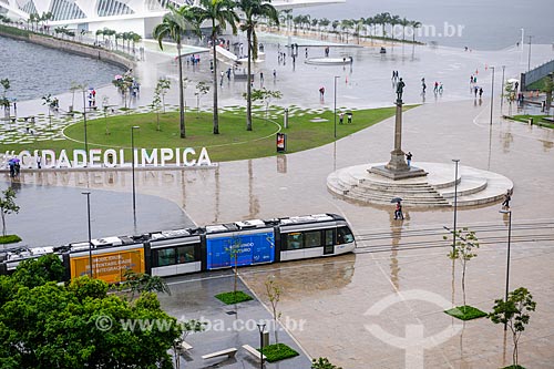  VLT (light rail Vehicle) passing on Maua Square  - Rio de Janeiro city - Rio de Janeiro state (RJ) - Brazil