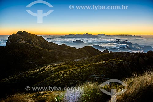  View of dawn from trail to Pedra do Sino (Bell Stone) - Serra dos Orgaos National Park  - Teresopolis city - Rio de Janeiro state (RJ) - Brazil