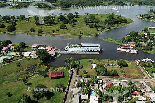  Aerial photo of the Iberostar Grand Amazon cruise ship in the Parana of Princesa - branch of the Amazon River - preparing to berth at Coca-Cola Club (old Kuat Club)  - Parintins city - Amazonas state (AM) - Brazil