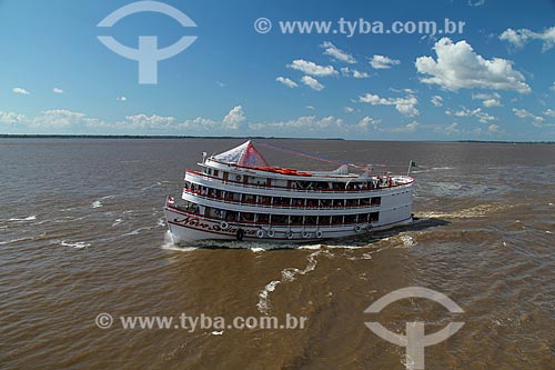  Chalana - regional boat - Amazonas River  - Careiro da Varzea city - Amazonas state (AM) - Brazil