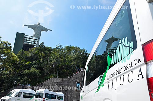  Boarding and disembarkment station of Paineiras-Corcovado - shuttle service to the monument of Christ the Redeemer without stops - with the Christ the Redeemer in the background  - Rio de Janeiro city - Rio de Janeiro state (RJ) - Brazil