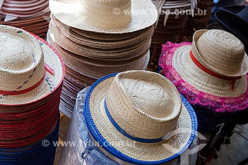  Straw hat to sale - Sao Luis Central Market  - Sao Luis city - Maranhao state (MA) - Brazil