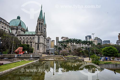  Side facade of the Se Cathedral (Metropolitan Cathedral of Nossa Senhora da Assuncao) - 1954  - Sao Paulo city - Sao Paulo state (SP) - Brazil
