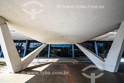  Entrance of the Ciccillo Matarazzo Pavilion - also known as Biennial Pavilion - now houses Bienal de Sao Paulo Foundation and the Museum of Contemporary Art (MAC)  - Sao Paulo city - Sao Paulo state (SP) - Brazil