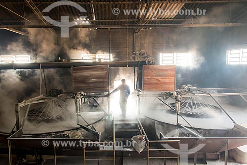  Cassava flour factory  - Lupercio city - Sao Paulo state (SP) - Brazil