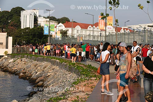  Tourists at Mayor Luiz Paulo Conde Waterfront (2016)  - Rio de Janeiro city - Rio de Janeiro state (RJ) - Brazil