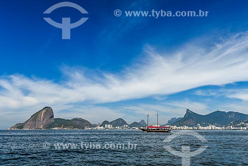  View of the Guanabara Bay with the Sugar Loaf in the background  - Rio de Janeiro city - Rio de Janeiro state (RJ) - Brazil