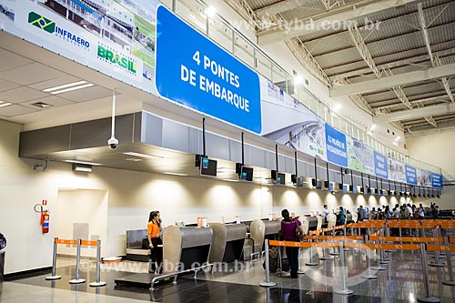  Queue to check-in - Santa Genoveva Airport  - Goiania city - Goias state (GO) - Brazil