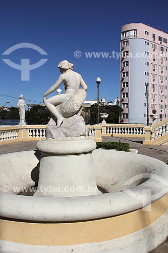  Detail of the fountain of Barbara Lindemberg Staircase (1886)  - Vitoria city - Espirito Santo state (ES) - Brazil