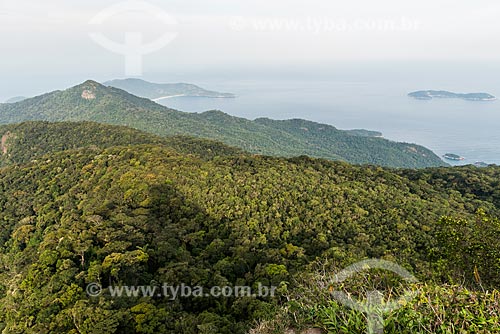  Top of Papagaio Peak with Ilha Grande Bay in the background  - Angra dos Reis city - Rio de Janeiro state (RJ) - Brazil