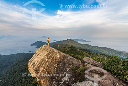  Top of Papagaio Peak with Ilha Grande Bay in the background  - Angra dos Reis city - Rio de Janeiro state (RJ) - Brazil