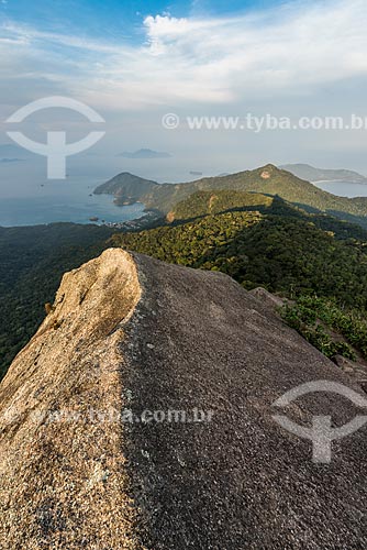  Top of Papagaio Peak with Ilha Grande Bay in the background  - Angra dos Reis city - Rio de Janeiro state (RJ) - Brazil