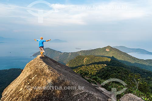  Top of Papagaio Peak with Ilha Grande Bay in the background  - Angra dos Reis city - Rio de Janeiro state (RJ) - Brazil