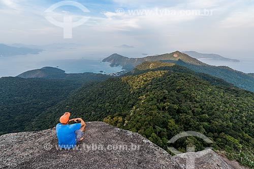  Top of Papagaio Peak with Ilha Grande Bay in the background  - Angra dos Reis city - Rio de Janeiro state (RJ) - Brazil