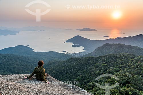  Top of Papagaio Peak with Ilha Grande Bay in the background  - Angra dos Reis city - Rio de Janeiro state (RJ) - Brazil