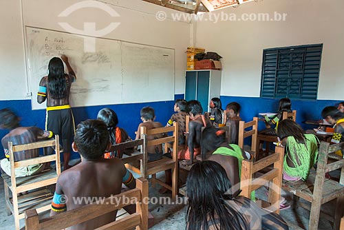  Students of the Kubenhika-ti Municipal Elementary Indigenous School - Moikarako Tribe - Kayapo Indigenous Land  - Sao Felix do Xingu city - Para state (PA) - Brazil