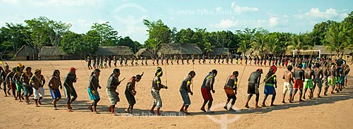  Indians dancing the Maniaka Murasi - also known as mandioca dance (cassava dance) - Moikarako Tribe - Kayapo Indigenous Land  - Sao Felix do Xingu city - Para state (PA) - Brazil