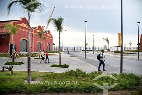  View of Mayor Luiz Paulo Conde Waterfront (2016) from light rail transit  - Rio de Janeiro city - Rio de Janeiro state (RJ) - Brazil