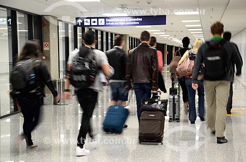  Passengers - arrivals area of the Antonio Carlos Jobim International Airport  - Rio de Janeiro city - Rio de Janeiro state (RJ) - Brazil