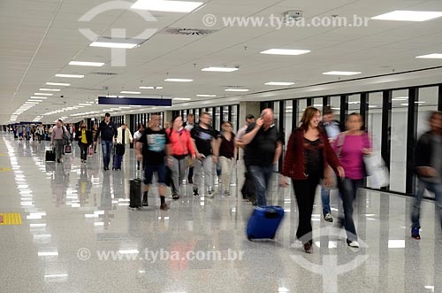  Passengers - arrivals area of the Antonio Carlos Jobim International Airport  - Rio de Janeiro city - Rio de Janeiro state (RJ) - Brazil