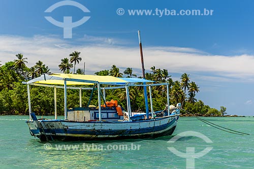  Trawler boat - Morere Beach  - Cairu city - Bahia state (BA) - Brazil