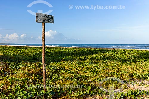 Plate indicating sea turtle spawning area - Pontal Beach waterfront  - Itacare city - Bahia state (BA) - Brazil