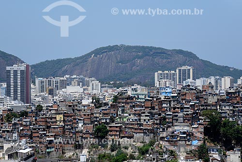  Santo Amaro Slum with buildings in the background  - Rio de Janeiro city - Rio de Janeiro state (RJ) - Brazil