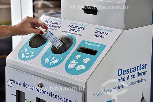  Machine for selective collection of expired drugs and medical products  - Rio de Janeiro city - Rio de Janeiro state (RJ) - Brazil