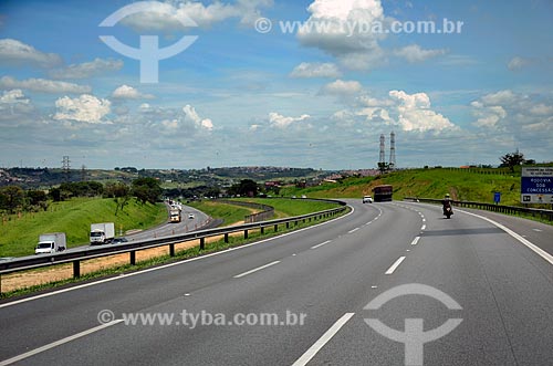  Traffic - Santos Dumont Highway (SP-075)  - Campinas city - Sao Paulo state (SP) - Brazil
