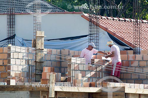  Construction site - house building  - Sao Lourenco city - Minas Gerais state (MG) - Brazil
