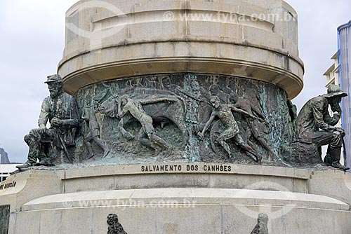  Detail of Monument to the Heroes of the Battle of Laguna and Dourados - Cannon Rescue - General Tiburcio Square  - Rio de Janeiro city - Rio de Janeiro state (RJ) - Brazil