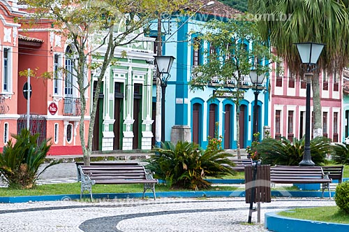  View of the facade of historic houses from Basilica Square  - Iguape city - Sao Paulo state (SP) - Brazil