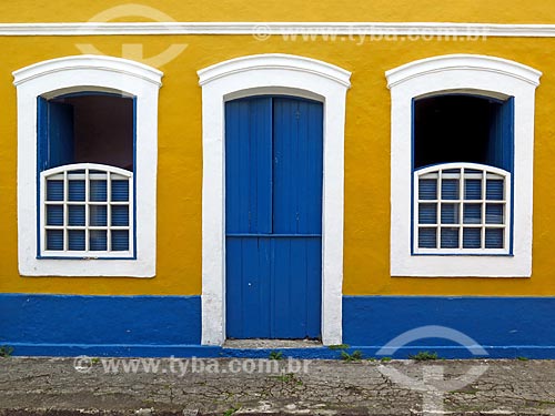  Facade of historic house  - Iguape city - Sao Paulo state (SP) - Brazil