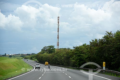  Cellular antenna on the banks of the Bandeirantes Highway (SP-348)  - Campinas city - Sao Paulo state (SP) - Brazil