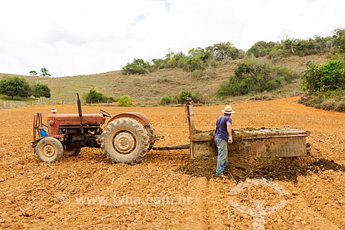  Application of fertilizer - corn plantation  - Guarani city - Minas Gerais state (MG) - Brazil
