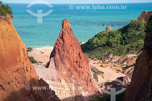  Formation known as Castle of the Princess - waterfront of the Coqueirinhos Beach  - Conde city - Paraiba state (PB) - Brazil