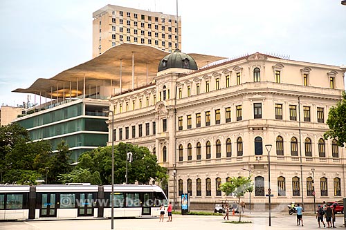  View of the Art Museum of Rio (MAR) from Maua Square  - Rio de Janeiro city - Rio de Janeiro state (RJ) - Brazil