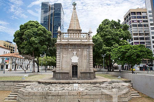 Detail of Mestre Valentim Fountain (1789) - also known as Pyramid Fountain  - Rio de Janeiro city - Rio de Janeiro state (RJ) - Brazil