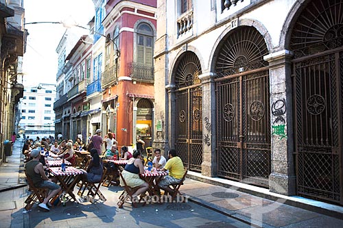  Tables and chairs of bar - Ouvidor Street  - Rio de Janeiro city - Rio de Janeiro state (RJ) - Brazil