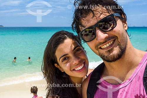  Couple - Ipanema Beach waterfront  - Rio de Janeiro city - Rio de Janeiro state (RJ) - Brazil