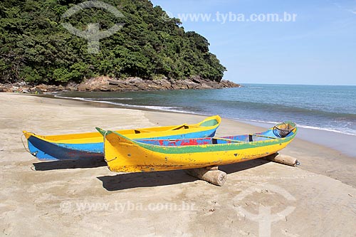  Berthed canoes  - Sao Sebastiao city - Sao Paulo state (SP) - Brazil