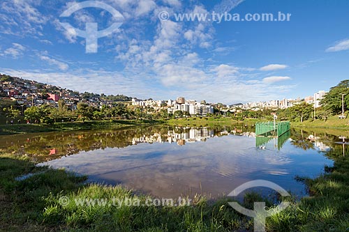  View of the Santa Lucia Dam with the Encontro Slum to the left  - Belo Horizonte city - Minas Gerais state (MG) - Brazil